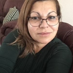 Meet your Posher, Rosa maria